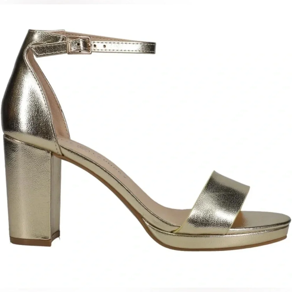Chinese Laundry Women's Teri New Metallic Heeled Sandal Size 7.5 NWOT